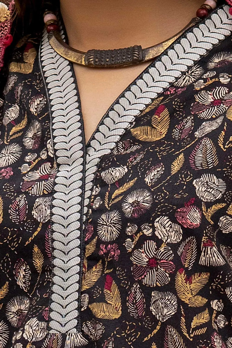 3 Piece Unstitched Printed Khaddar Suit with Embroidered Twill Cotton Linen Dupatta