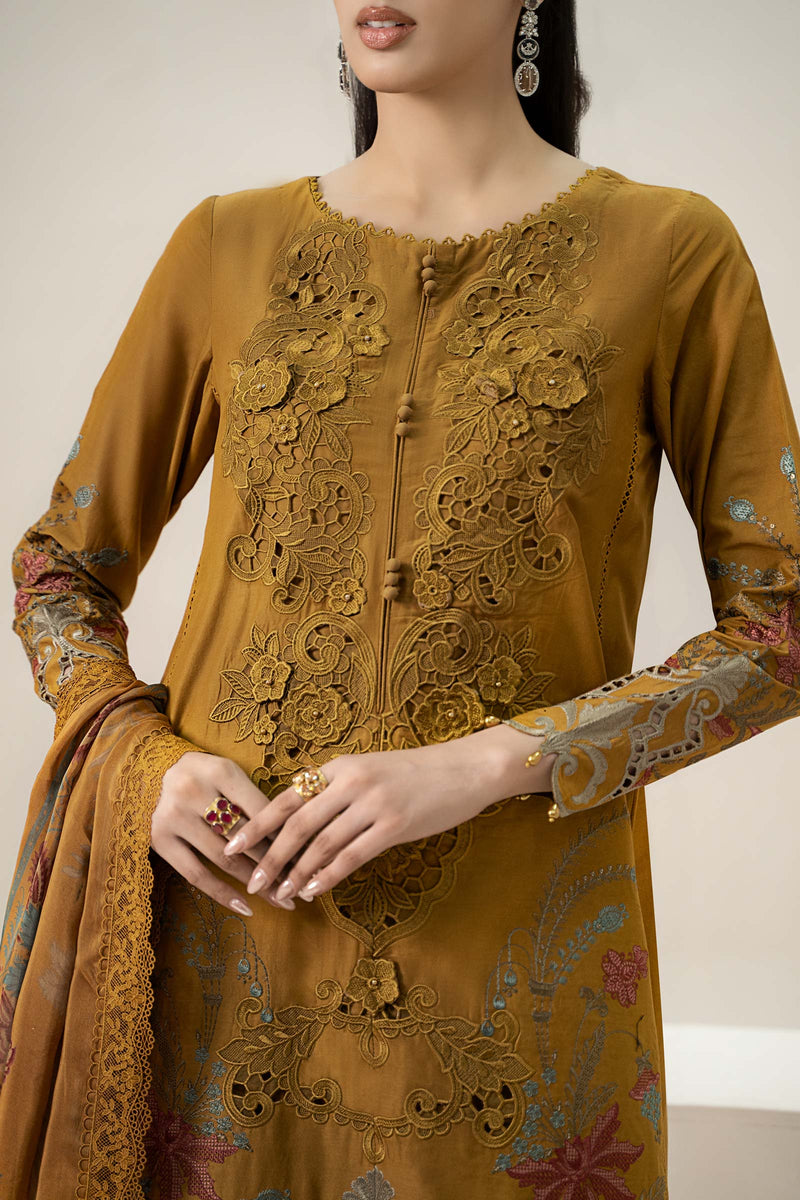 3 Piece Embroidered Lawn Suit