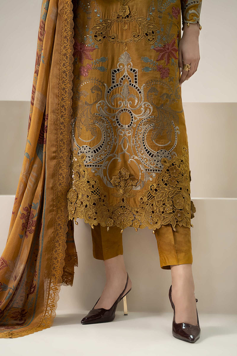 3 Piece Embroidered Lawn Suit