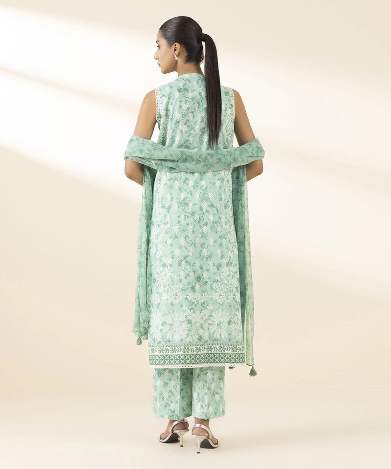 3 Piece - Embroidered Lawn Suit