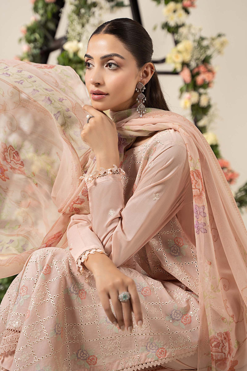 3 Piece Embroidered Lawn Suit